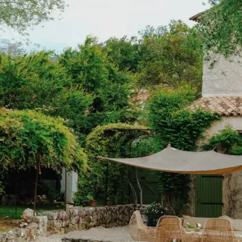 Salon de jardin -Maison Mastrorelli