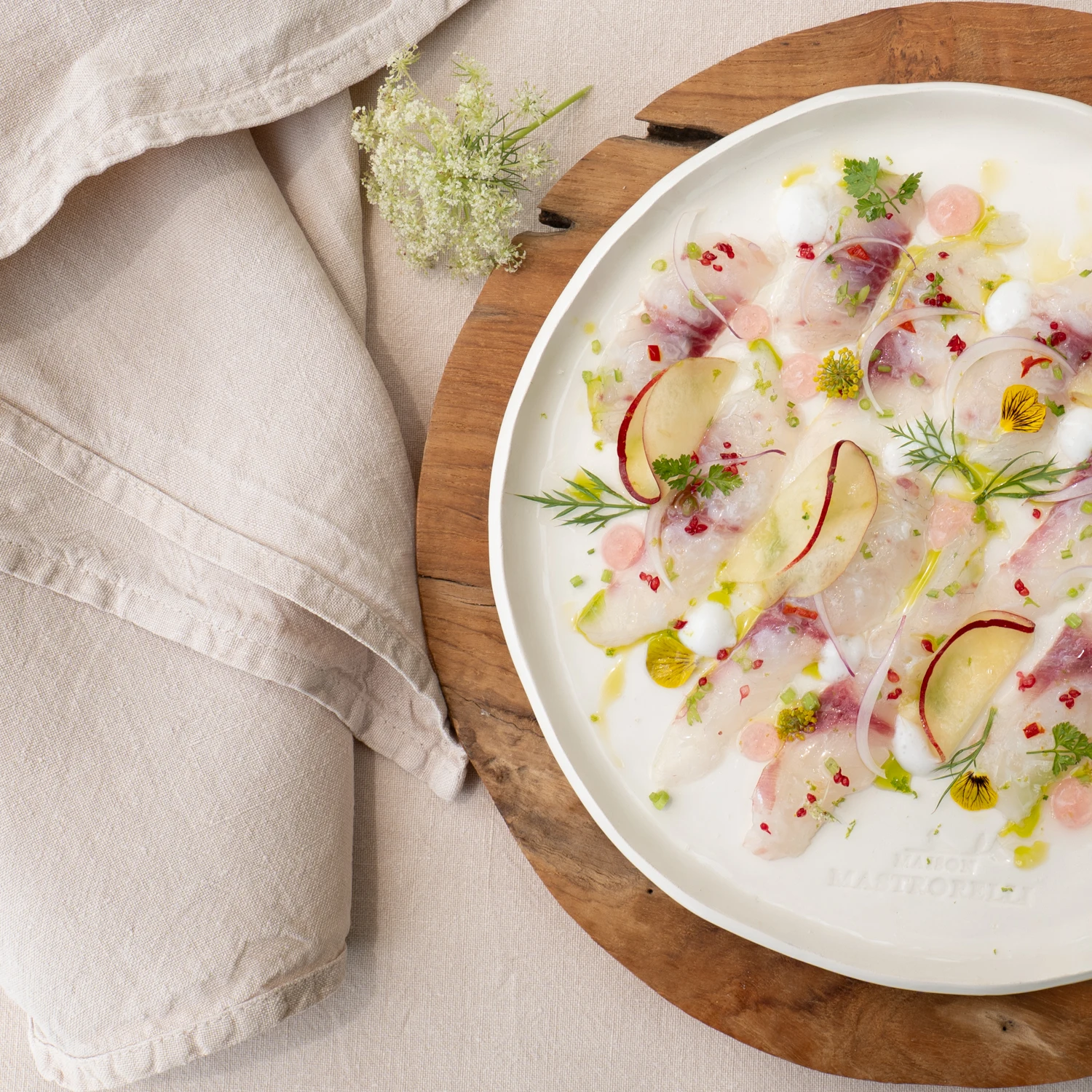 Maison Mastrorelli - frontpage - photo table